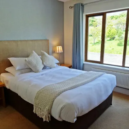 Coach House Bed & Breakfast 4*