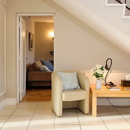 Bed & Breakfast Coach House